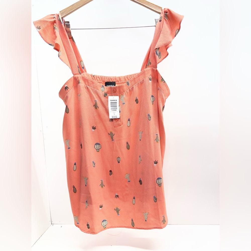 Torrid Peach Cactus Patterned‎ Camisole